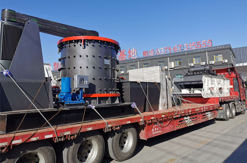 世博1250型立軸復(fù)合制砂機(jī)裝車發(fā)貨